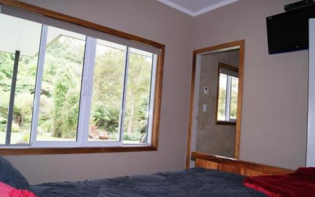 Gully Retreat Karapiro Accommodation