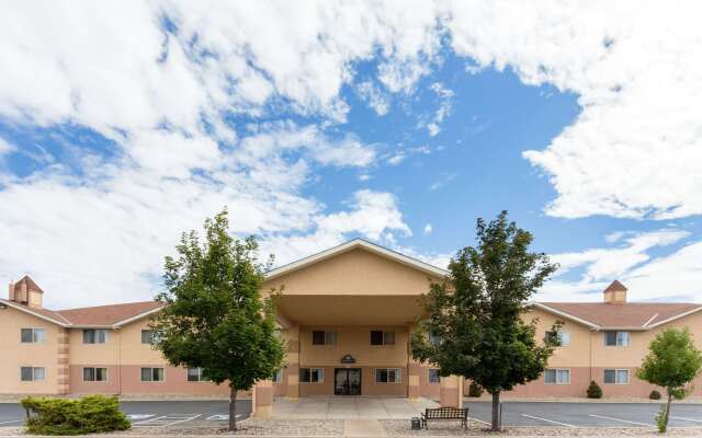 Days Inn by Wyndham Colorado Springs Airport