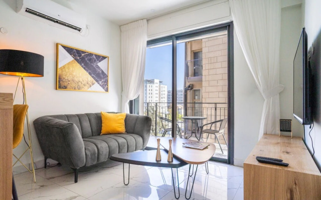 Eshel Suites