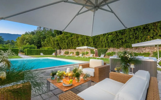 Villa Antica in Lucca