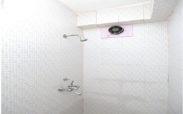 Oyo 19802 Hotel Anant Plaza
