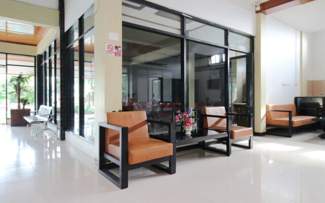 Airy S Parman 39 Palu