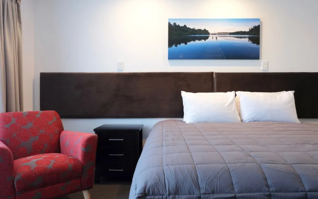 Stopforths Premium Accommodation