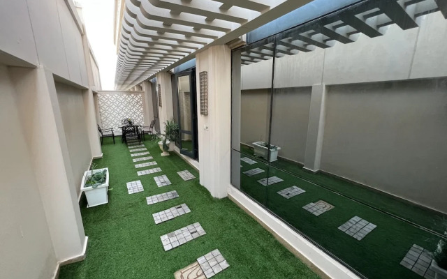 Violet Al Azizia Hotel