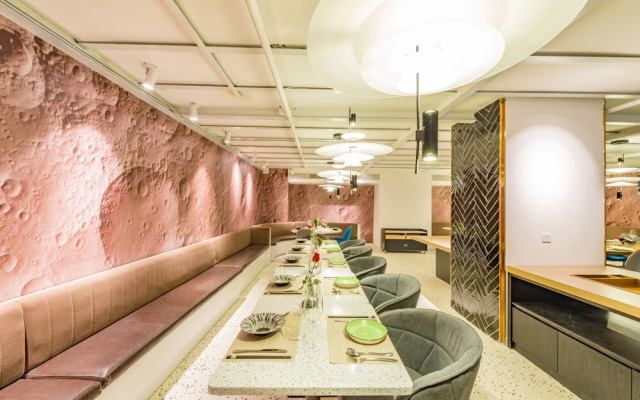 Rezen Sunbow Hotel