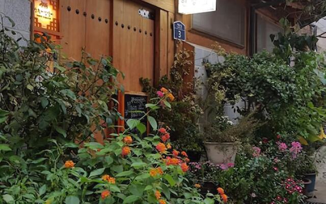 Yeondang Guesthouse
