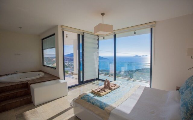 Villa Swan by Akdenizvillam