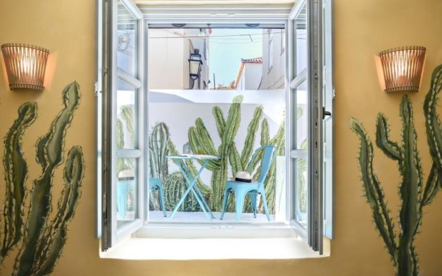 Cactus Art Apartments
