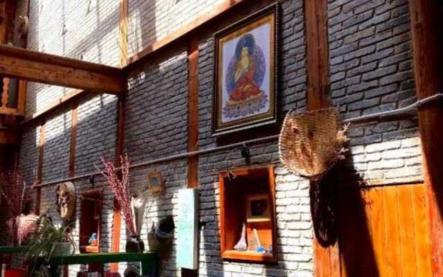 Jha Lam Gang Inn