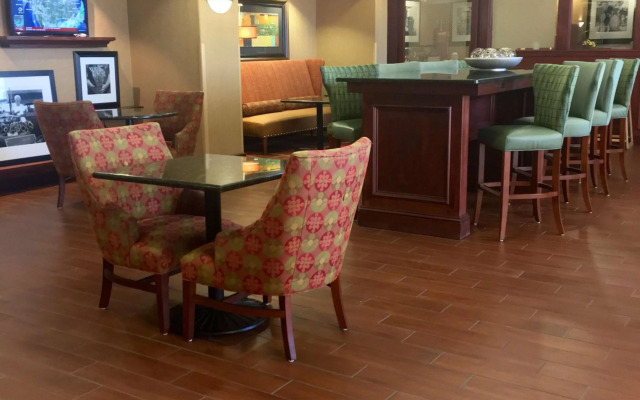 Hampton Inn Hays-North of I-70