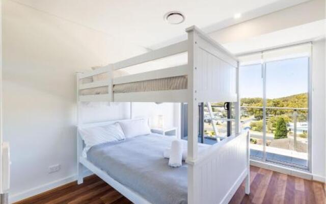 Avra Seabreeze', 503/4-8 Bullecourt Street