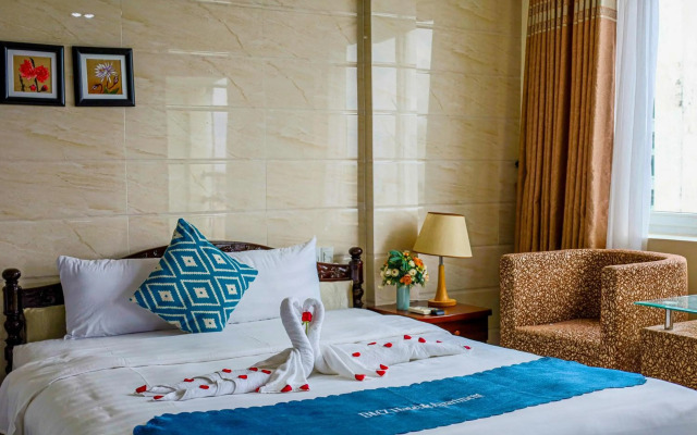 DMZ Hotel