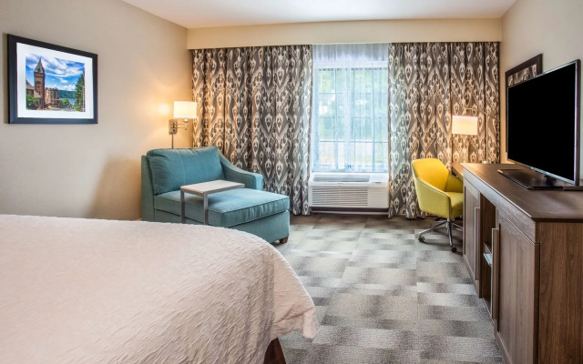 Hampton Inn & Suites Yonkers - Westchester