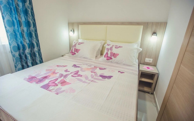 Nino Superior, One Bedroom Apartment With Terrace, No.3