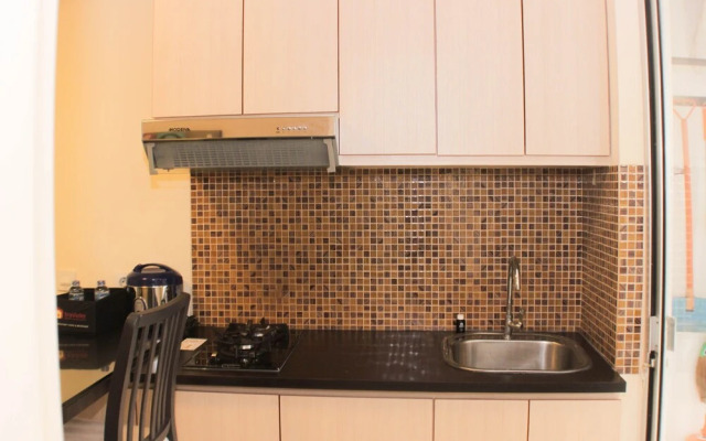 Nice And Comfy 2Br At Bassura City Apartment