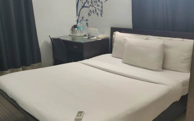 OYO 14500 Hotel Hill View Guest House Gachibowli