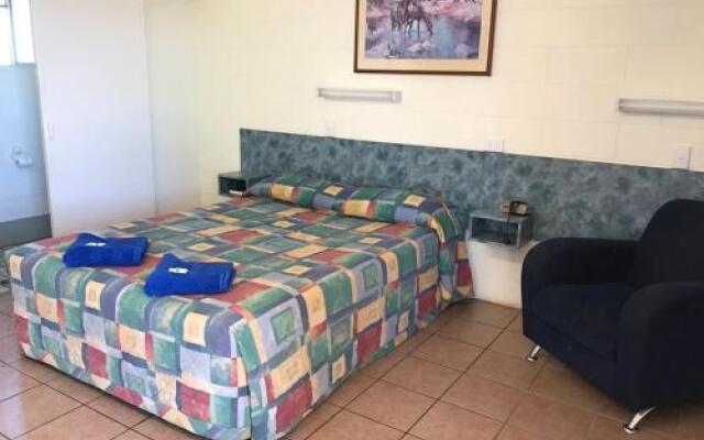 Wagon Wheel Motel