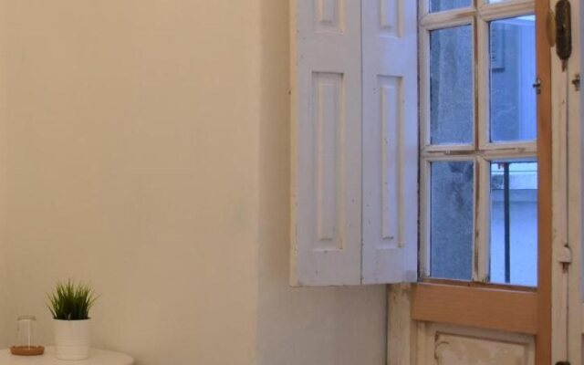 APT Slow City Hostel