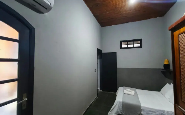 House With 2 BRs and Barbecue in Ubatuba Jao0368