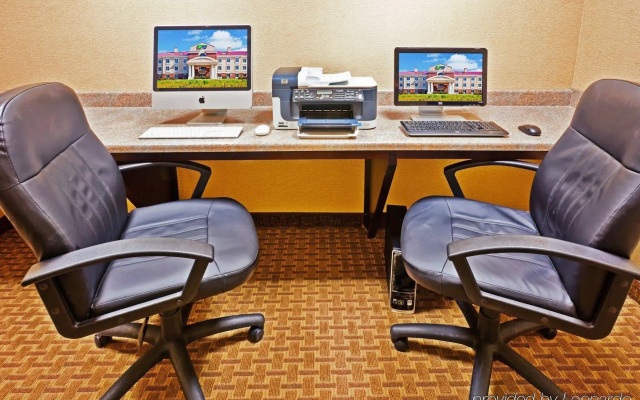 Holiday Inn Express Hotel & Suites Magee by IHG