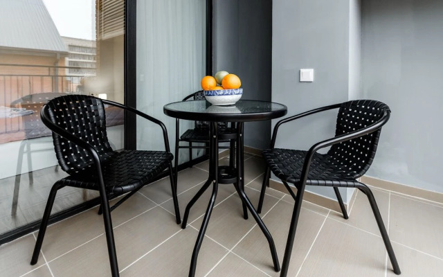 Ninoshvili Apartments by Picnic