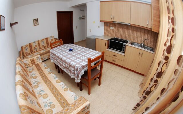 Hotel Eleana