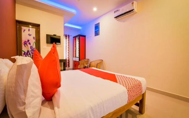 The Greenview Inn by OYO Rooms
