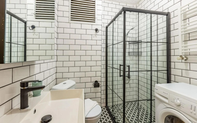 Central and Vibrant Flat in Besiktas