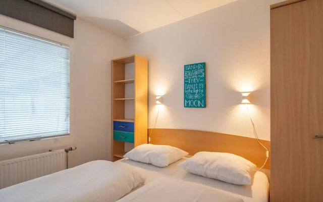 Spacious Holiday Apartment for 4 People