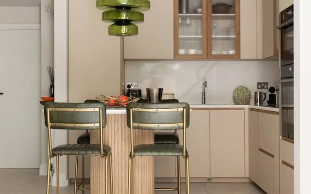 Culford Gardens III by Onefinestay