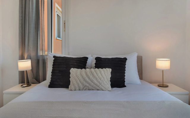 Phaedrus Living: Paphos Ithaki Gardens Flat