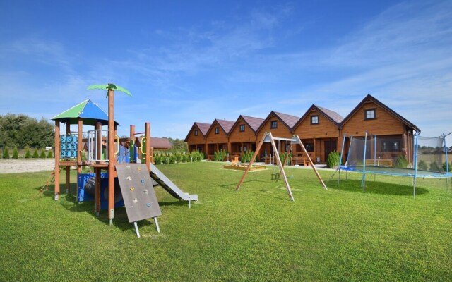 Bungalow in Mielenko Baltic Coast With Garden