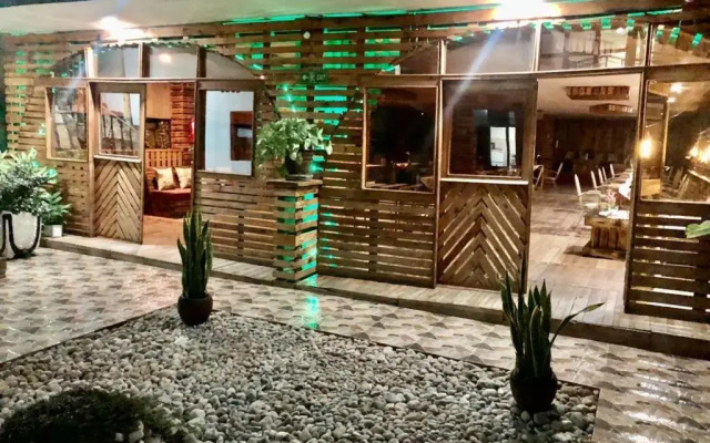 Ninzi Hill Hotel