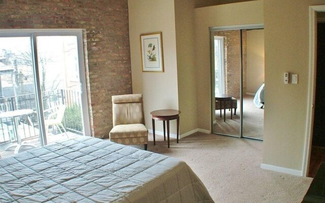 Wicker Park Bathhouse Apartments