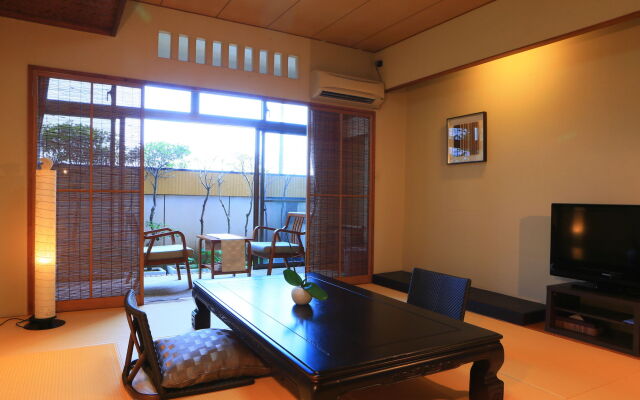 Atami Ajiro Onsen Taiseikan