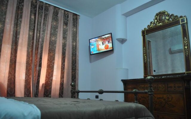 Naples Experience B&B