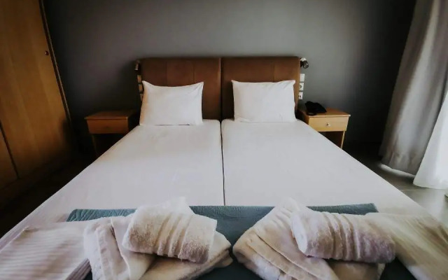 Scorpios View Hotel
