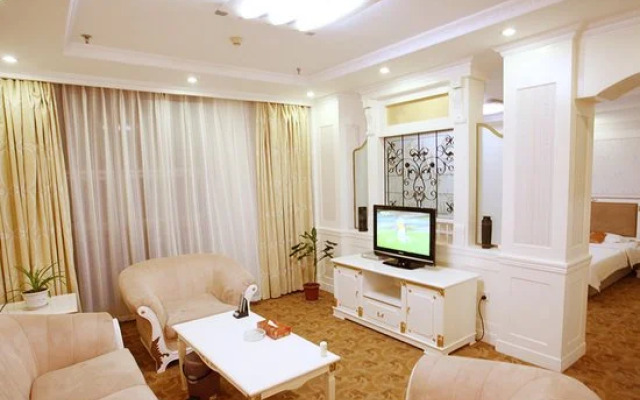 Ji Hotel (Rizhao Lighthouse Seaside Scenic Area)