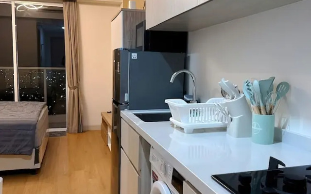 Sedayu City Suites - Free Gym Pool