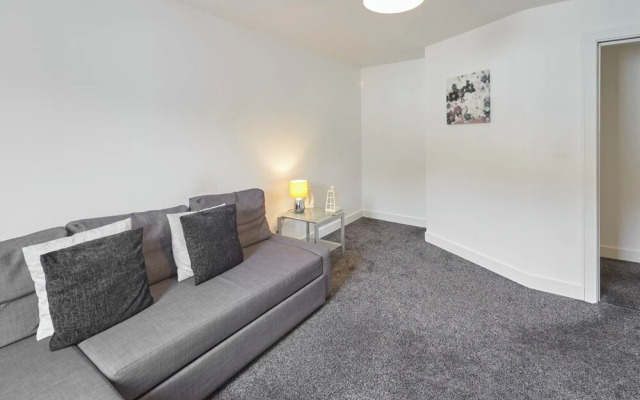 Host   Stay   Apartment 5  Skinningrove
