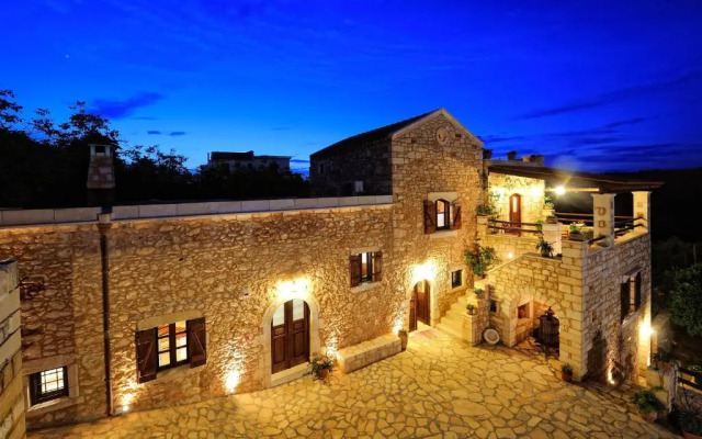 Strofilia Villas