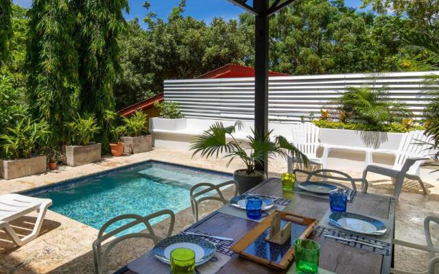 Casa Esmeralda - Family Friendly 3 Bedroom Home with Private Pool