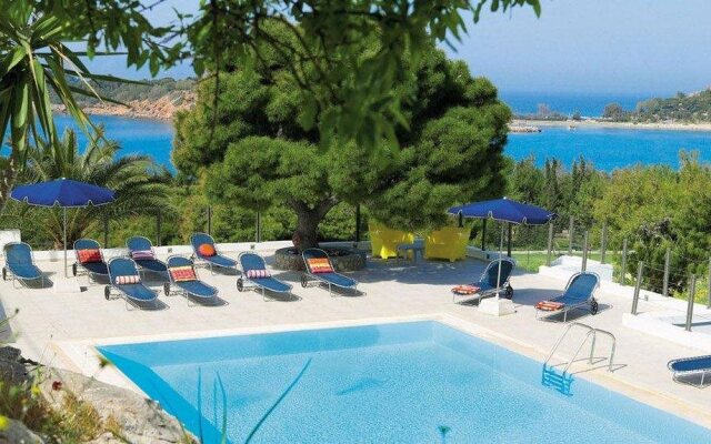 The Roc Club, A Grecotel Hotel To Live