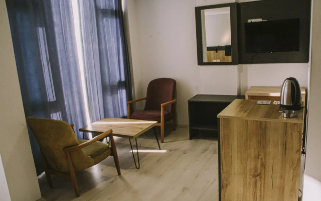 Darius Hotel By Dara