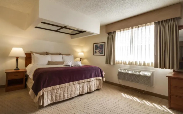 Best Western Plus Twin Peaks Lodge