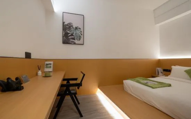 Smallinn Poetry Jasmine Hotel (Shenzhen North Railway Station Hongshan Metro Station) – Guest Rooms – Shenzhen