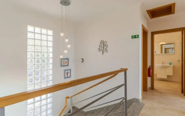 Villa Eldomar 61 in Estreito da Calheta