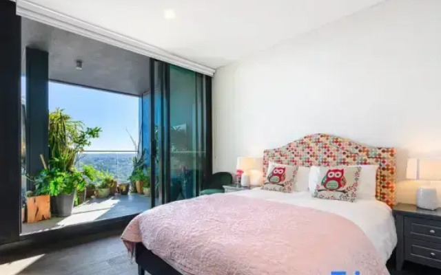 Premium 3Bed Luxury with Infinity Pool & Gym