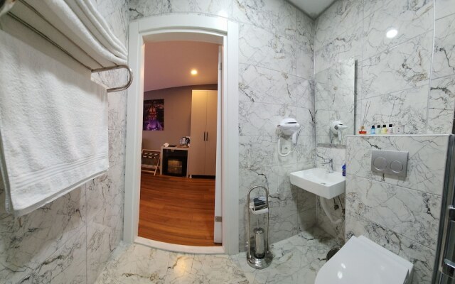 Отель Gokotta Suite