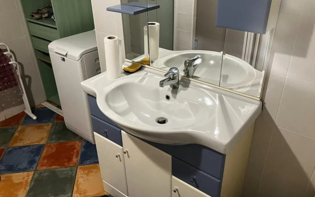 Charming Holiday Home With Swimming Pool